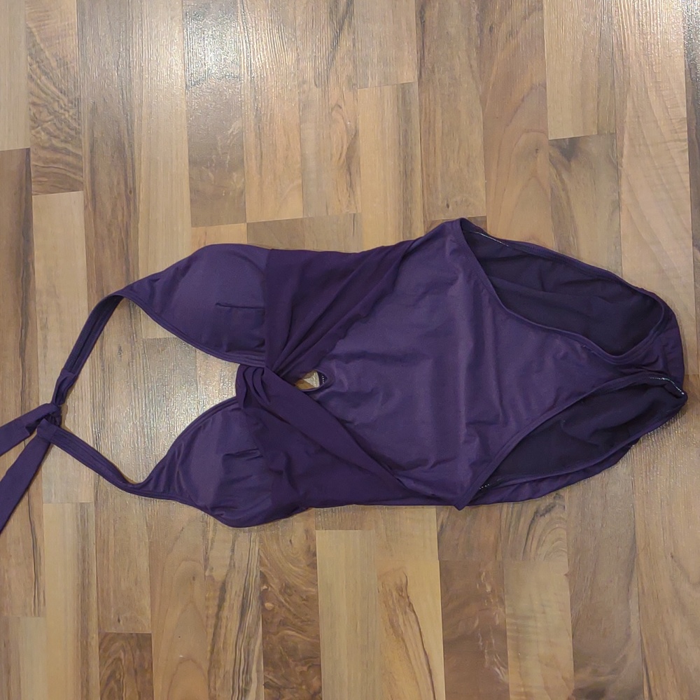 Women's swimsuit